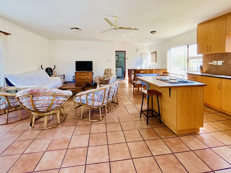 2 Bedroom Property for Sale in Sandbaai Western Cape